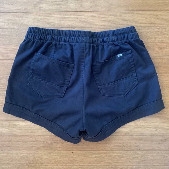 The North Face drawstring hiking shorts - Picture 2 of 4